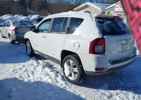 2015 Jeep Compass Sport z USA, uszkodzony, nr VIN 1C4NJDBB2FD151707